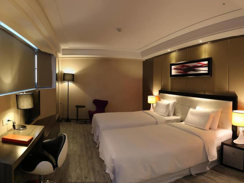 Royal Fine Hotel Kaohsiung Zewnętrze zdjęcie
